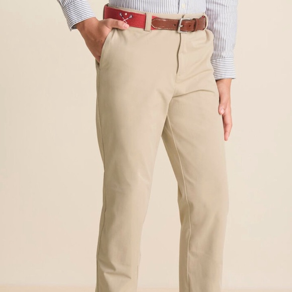 Vineyard Vines Boys' Performance Pants, size 5 - Picture 1 of 4